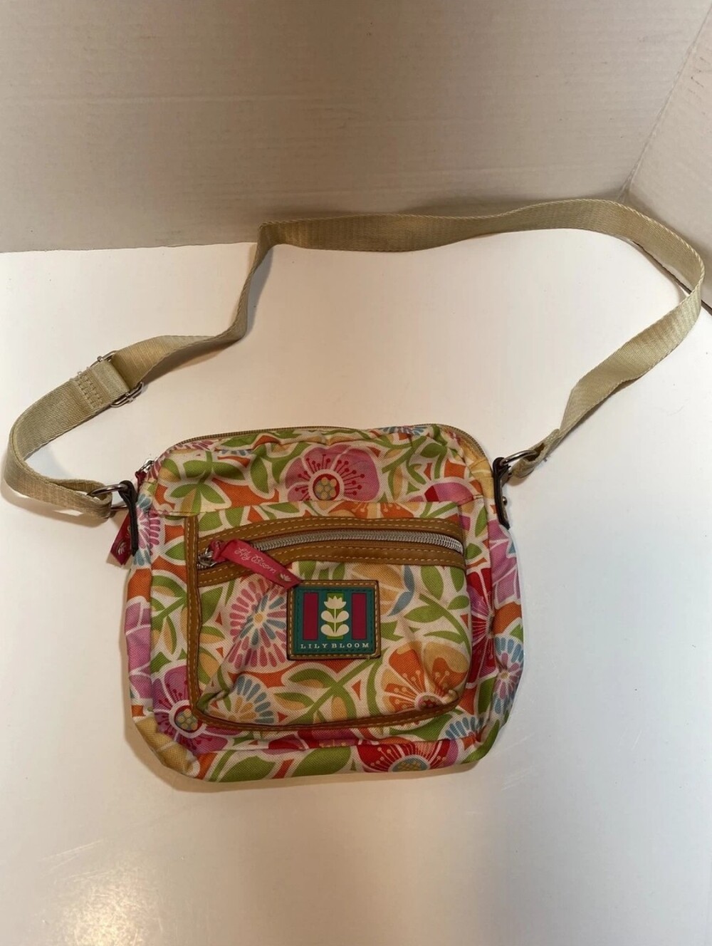 Lily Bloom Floral Crossbody Bag in Multicolor